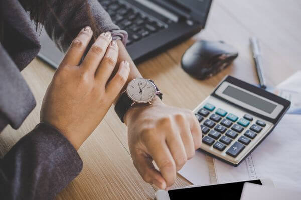 kintoneで勤務時間を管理している企業事例