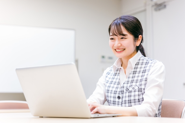 kintone料金を抑える4つの方法｜補助金・内製化・プラン最適化