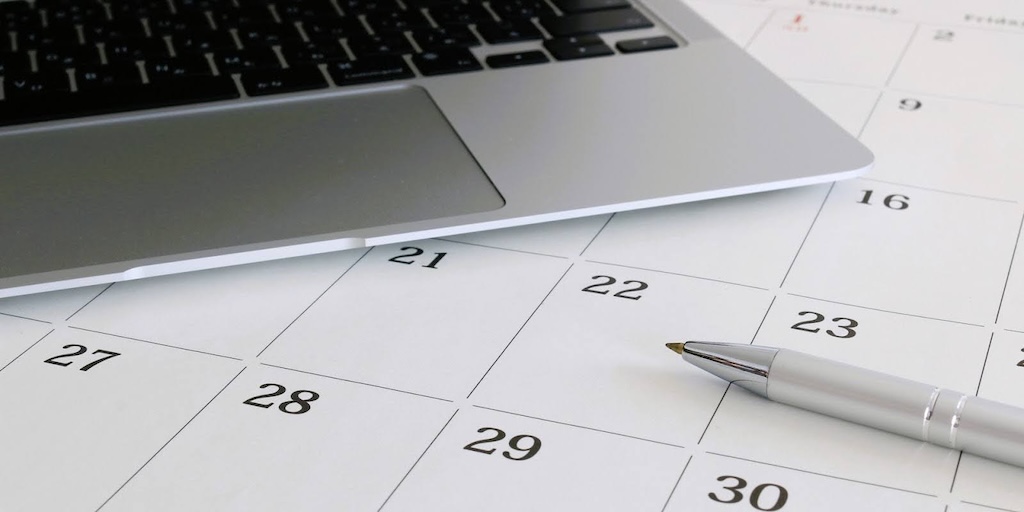 TEXT関数|日付から曜日を自動表示する