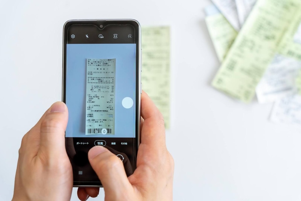 スマホからの経費申請でペーパーレス化